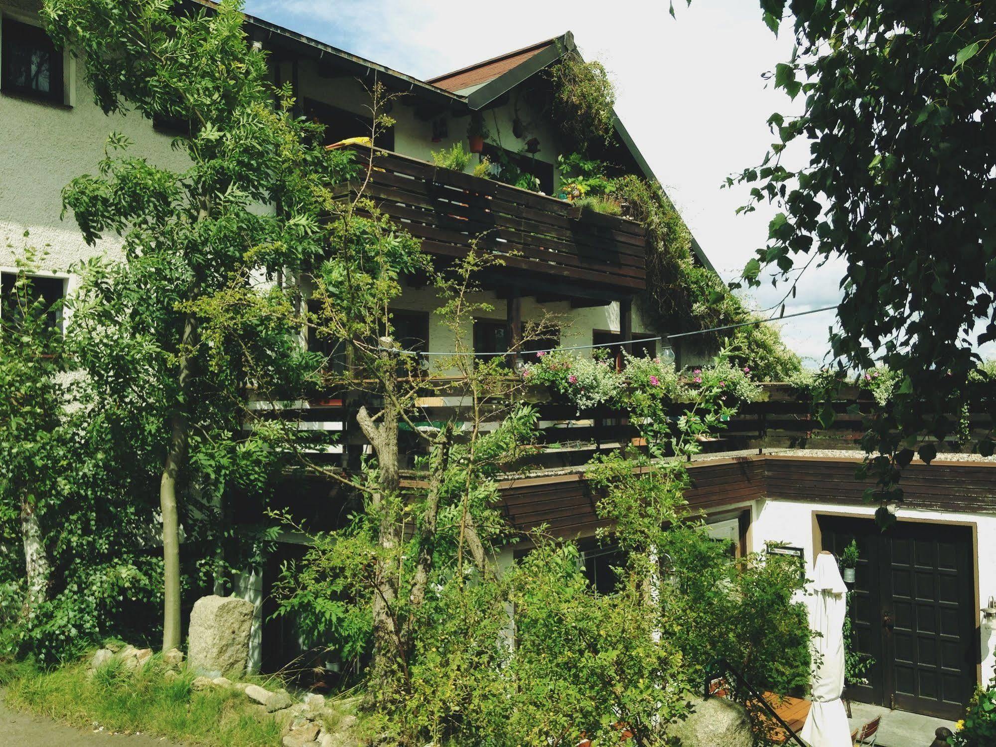 Antjes Schmankerlhotel Und Restaurant Tröstau Buitenkant foto