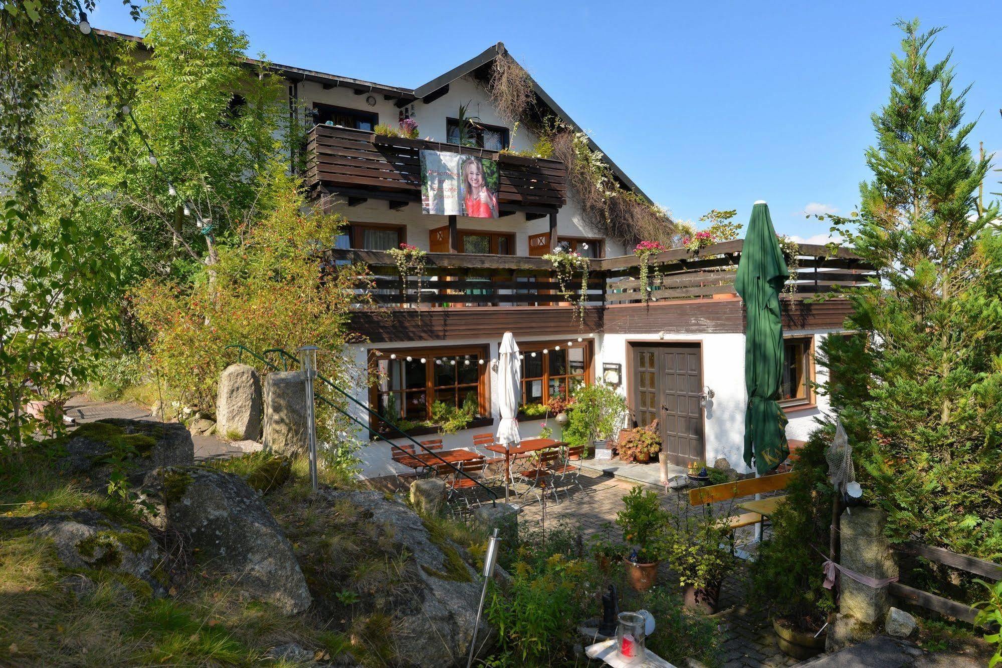 Antjes Schmankerlhotel Und Restaurant Tröstau Buitenkant foto